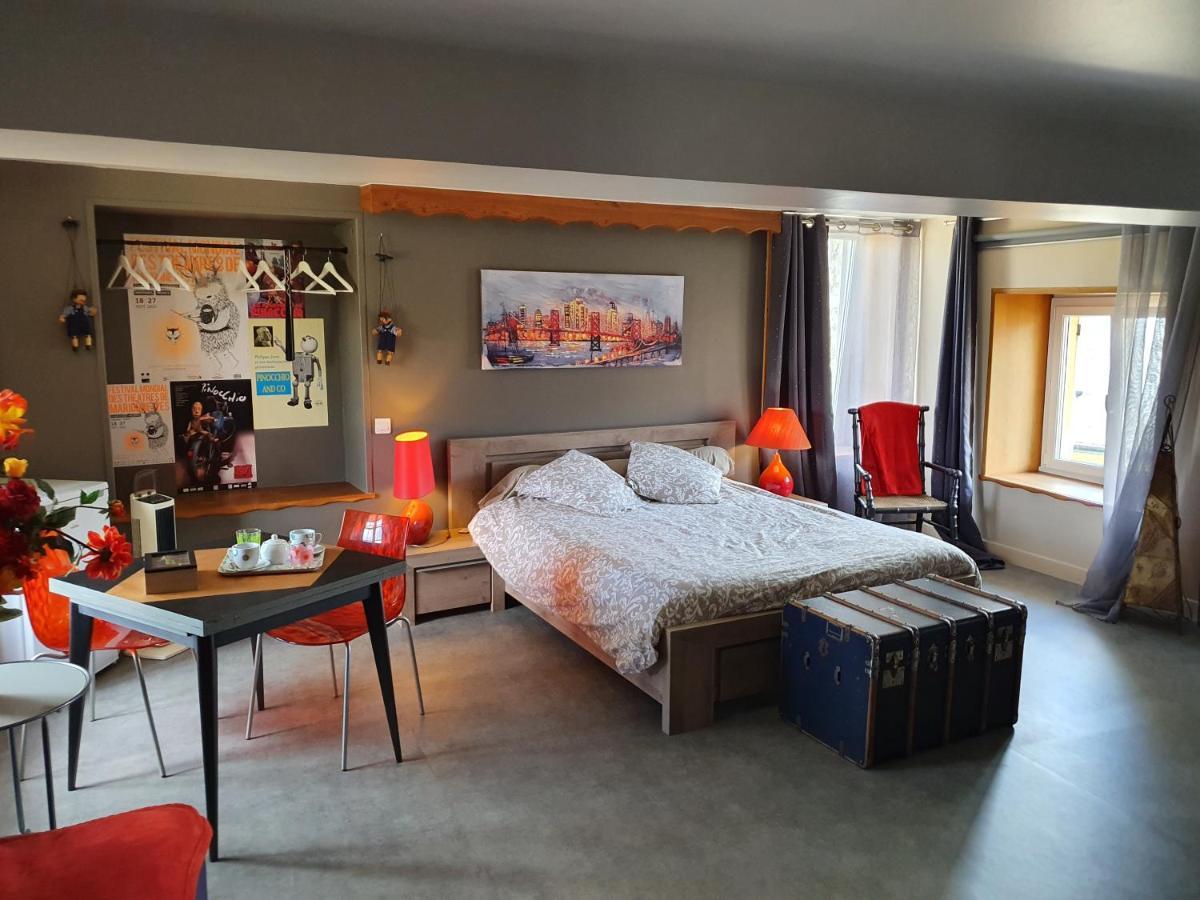 La Ferme De Saint Julien Bed and Breakfast Charleville-Mézières Δωμάτιο φωτογραφία